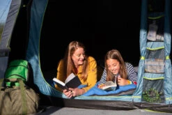 Coleman Castle Pines 4L BlackOut Tent -Camping Sales Shop k66fb648ef9e7571862af4797d6e298bf