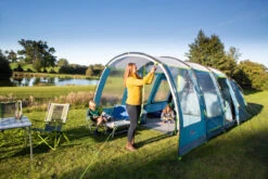 Coleman Castle Pines 4L BlackOut Tent -Camping Sales Shop kee16001536c93ff3541fc7f21b8ec2ee