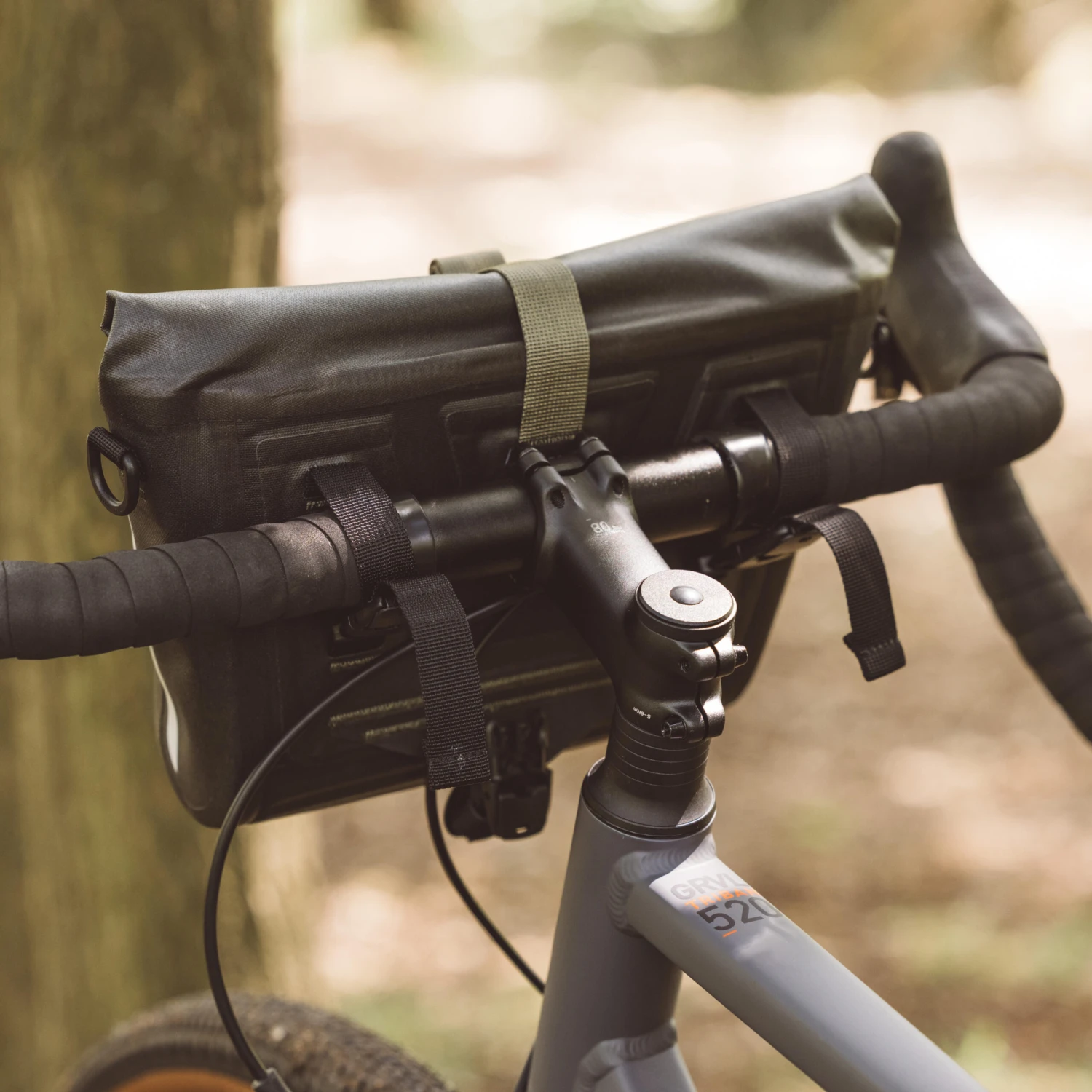 Riverside 3.5L Waterproof Handlebar Bag Bikepacking 5 Riverside 3.5L Waterproof Handlebar Bag Bikepacking - Image 5