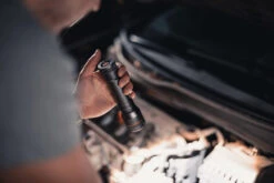 NEBO Newton 1000 Lumen Torch -Camping Sales Shop k4220a7b6ca03eb072005ceb99261730a