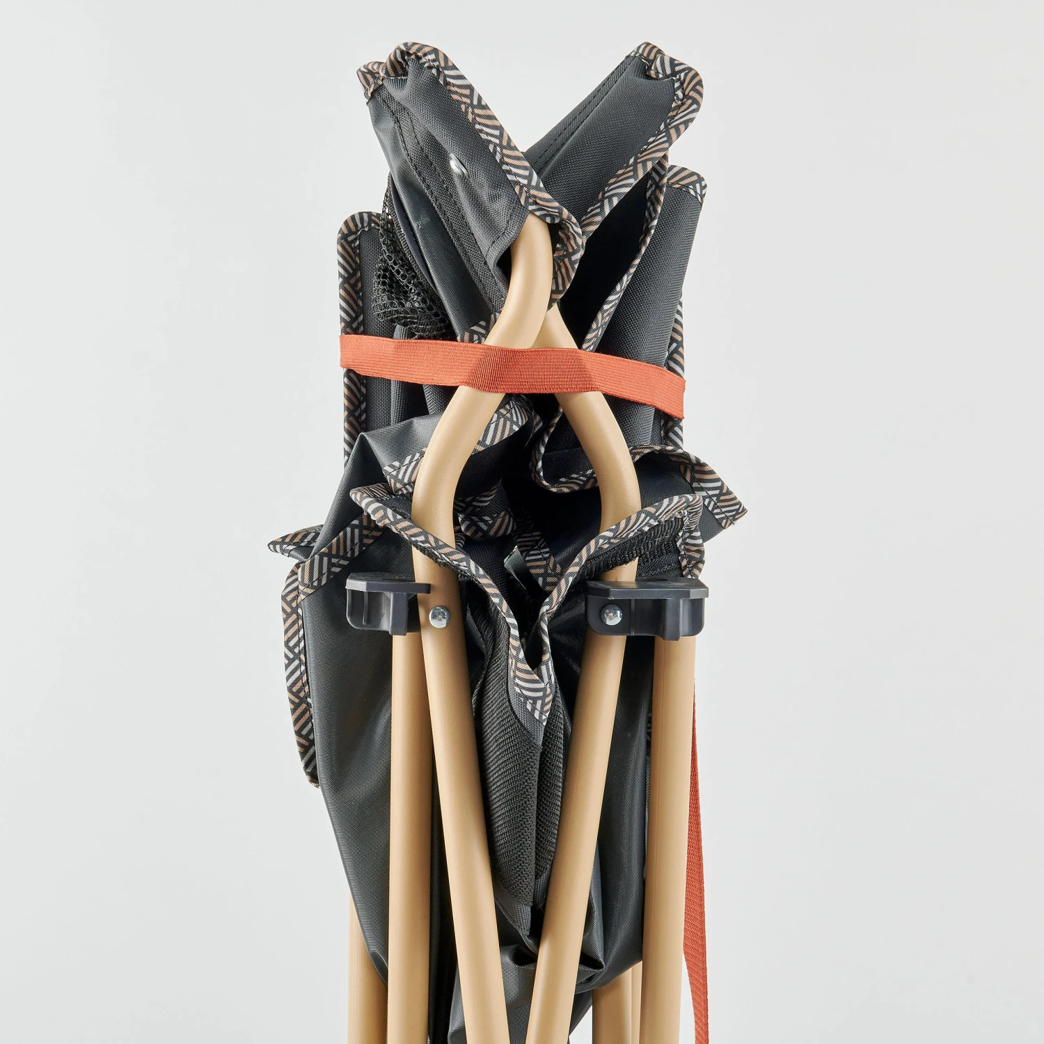 Quechua Camping Big Folding Armchair - Basic XL 4 Quechua Camping Big Folding Armchair - Basic XL - Image 4