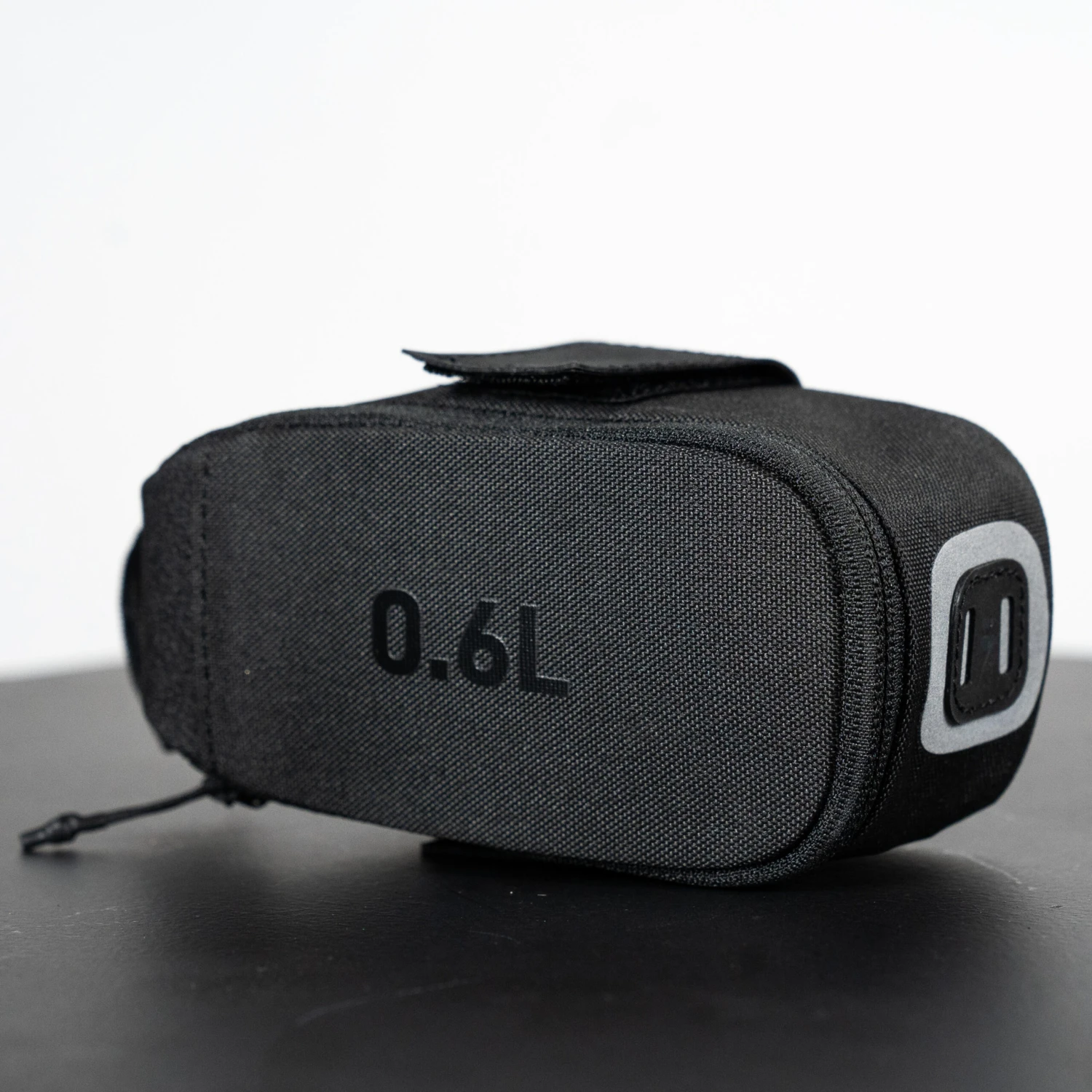 Riverside Saddle Bag Kit Easy M 0.6L + Multitool + 3 Tyre Lever 5 Riverside Saddle Bag Kit Easy M 0.6L + Multitool + 3 Tyre Lever - Image 5