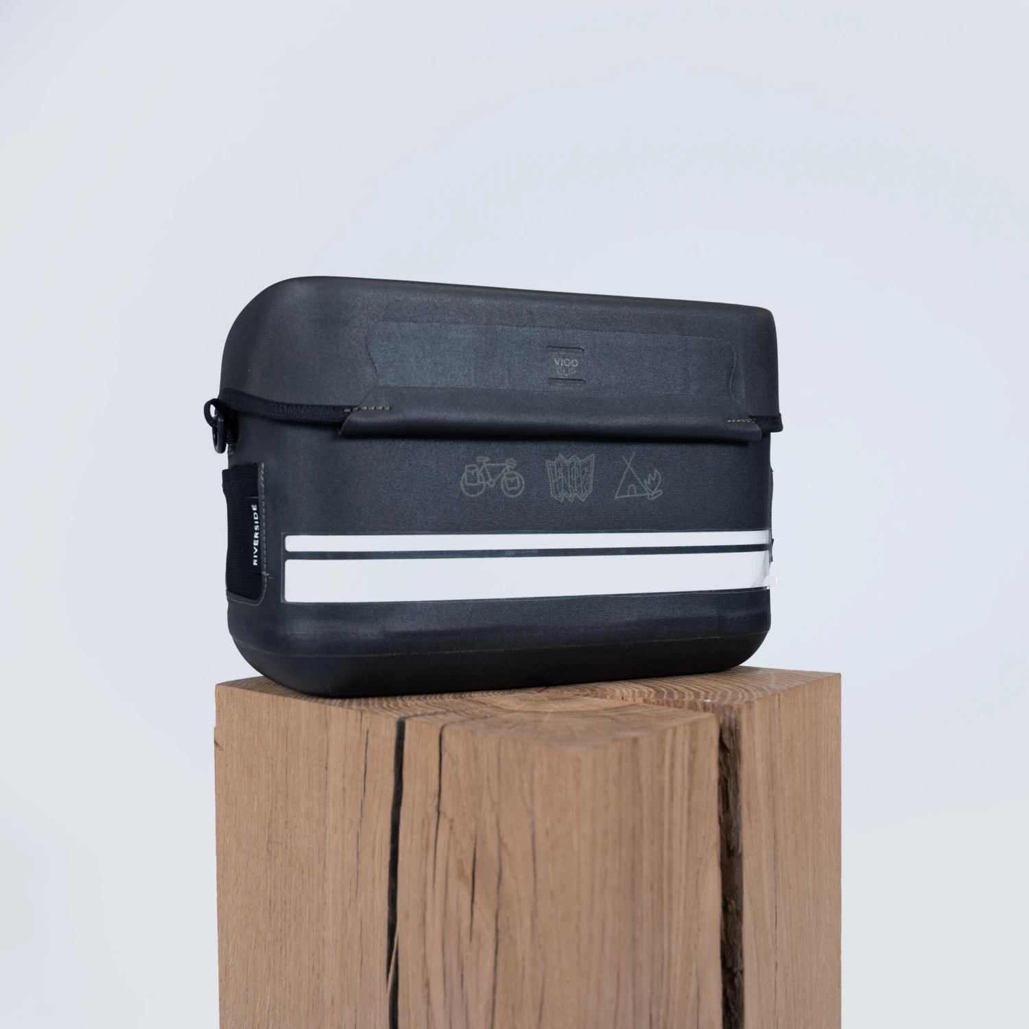 Riverside 7L Touring Waterproof Handlebar Bag IPX4 1 Riverside 7L Touring Waterproof Handlebar Bag IPX4