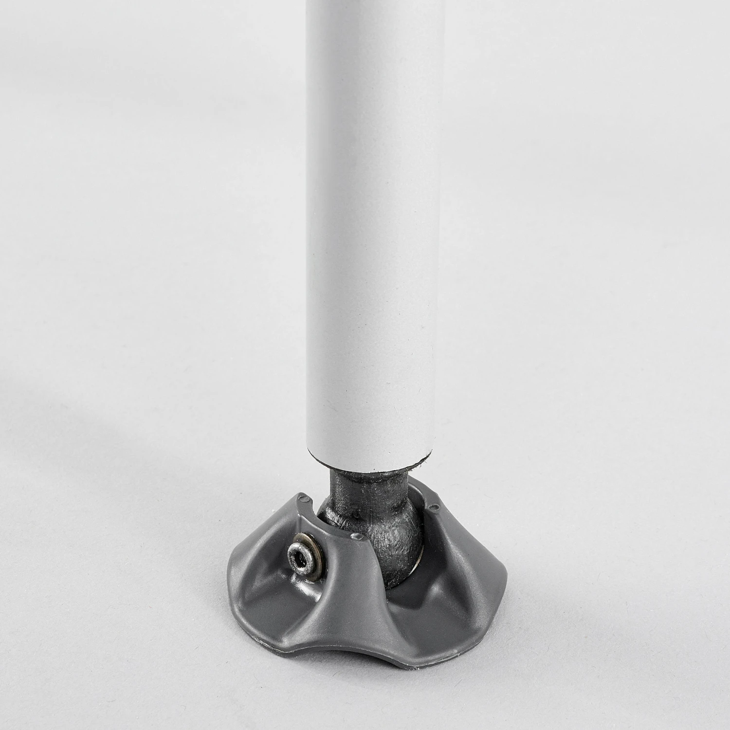 Quechua FOLDING CAMPING TABLE - 4 PEOPLE 16 Quechua FOLDING CAMPING TABLE - 4 PEOPLE - Image 16