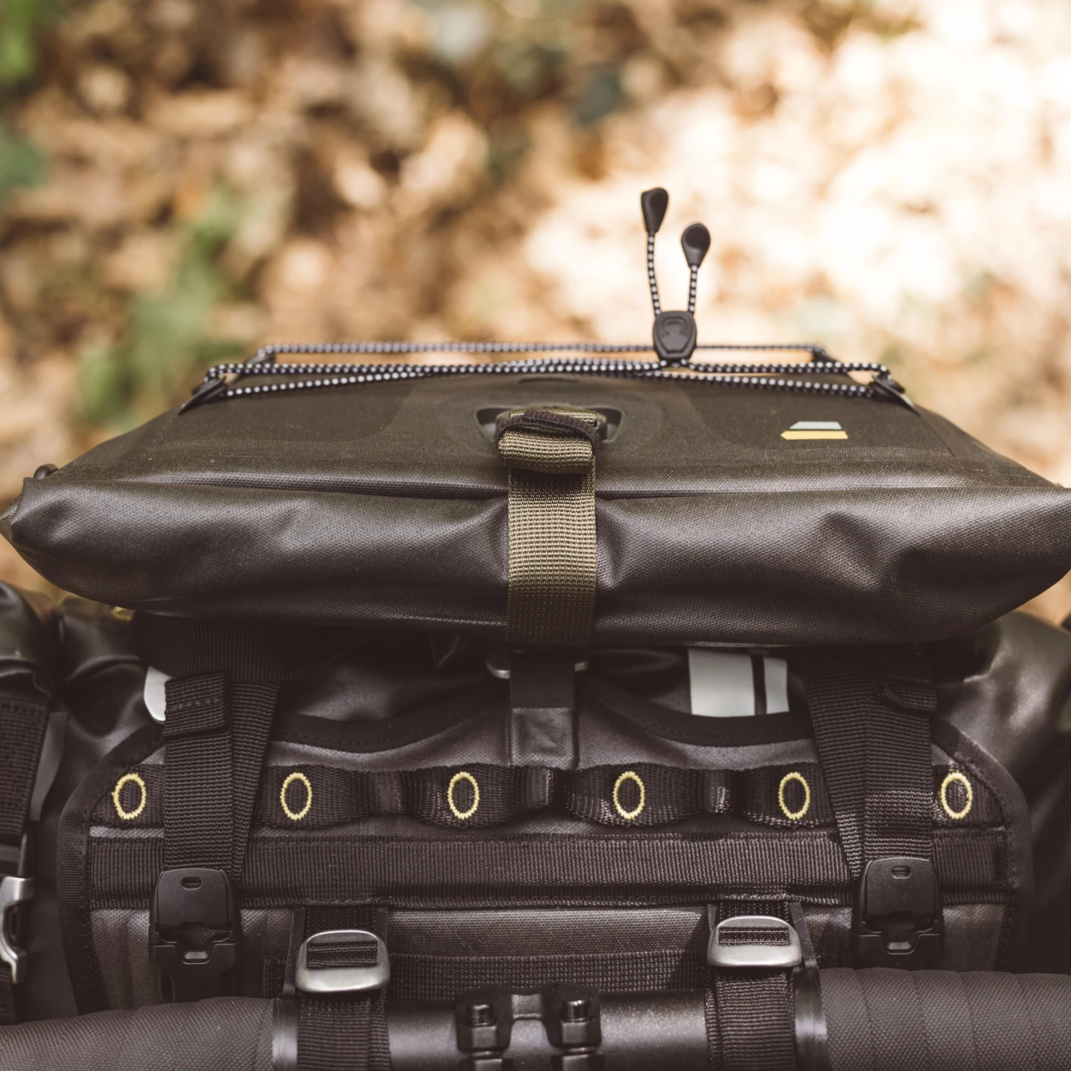 Riverside 3.5L Waterproof Handlebar Bag Bikepacking 7 Riverside 3.5L Waterproof Handlebar Bag Bikepacking - Image 7