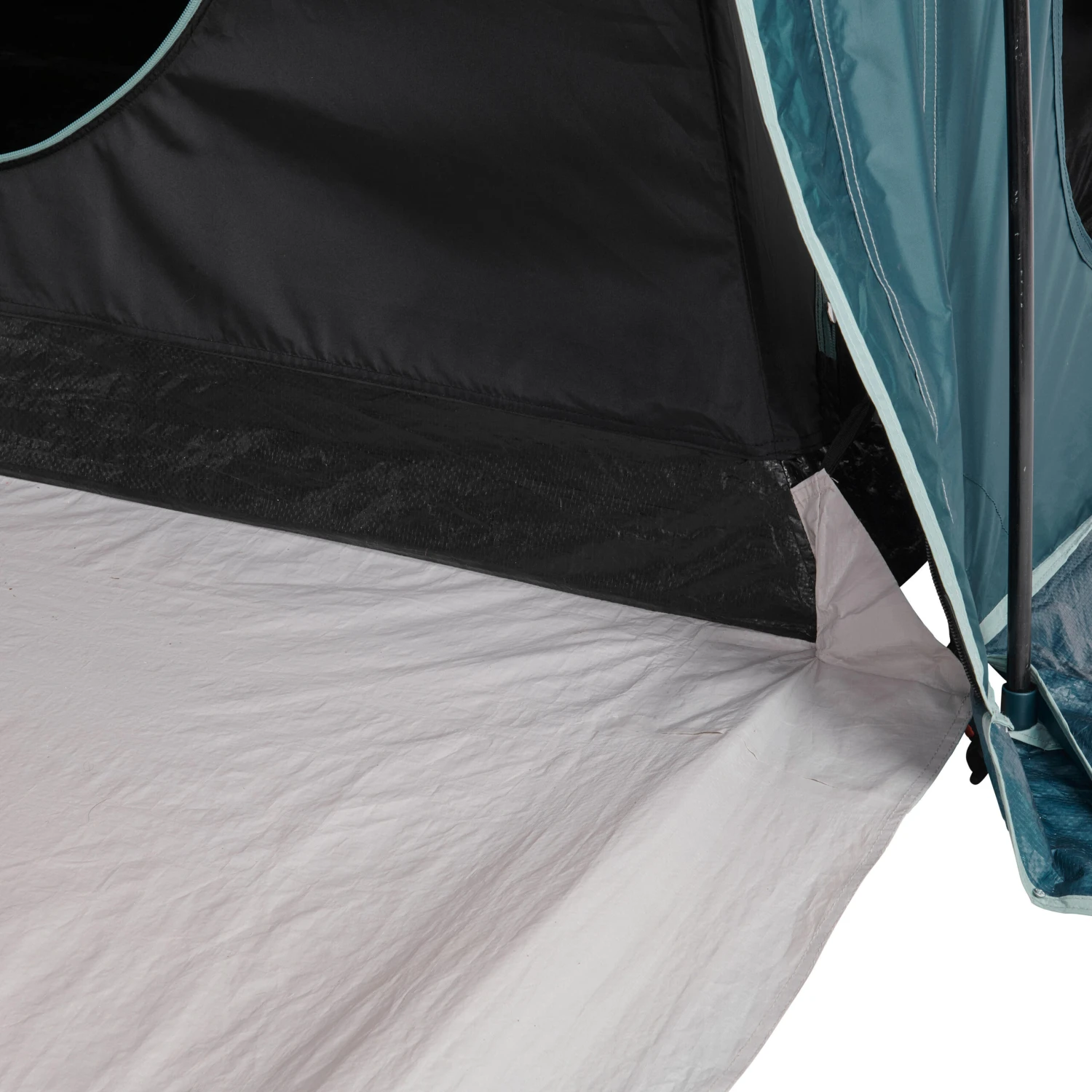 Quechua 6 Man Blackout Tent With Poles - Arpenaz 6.3 F&B 14 Quechua 6 Man Blackout Tent With Poles - Arpenaz 6.3 F&B - Image 14